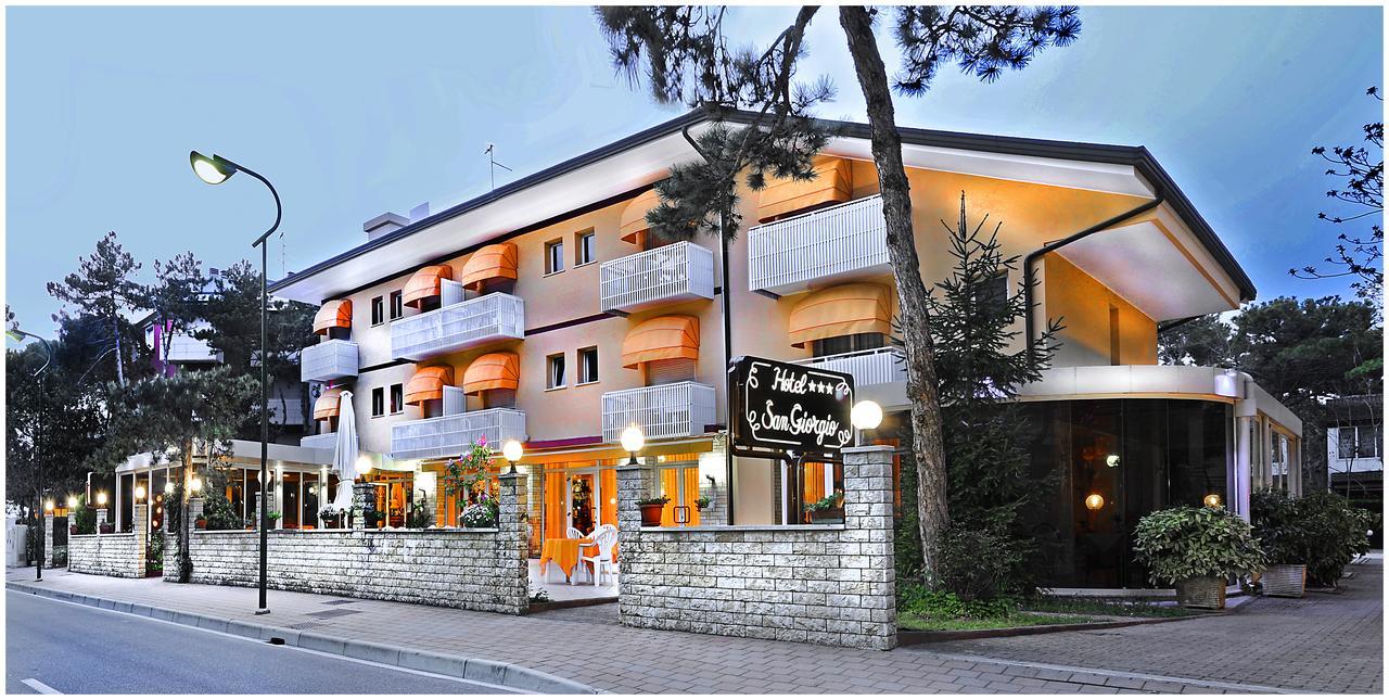 Hotel San Giorgio Lignano Sabbiadoro Esterno foto